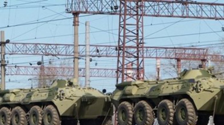 Россия перебросила в Беларусь эшелоны техники с минометами и танками (фото, карта)