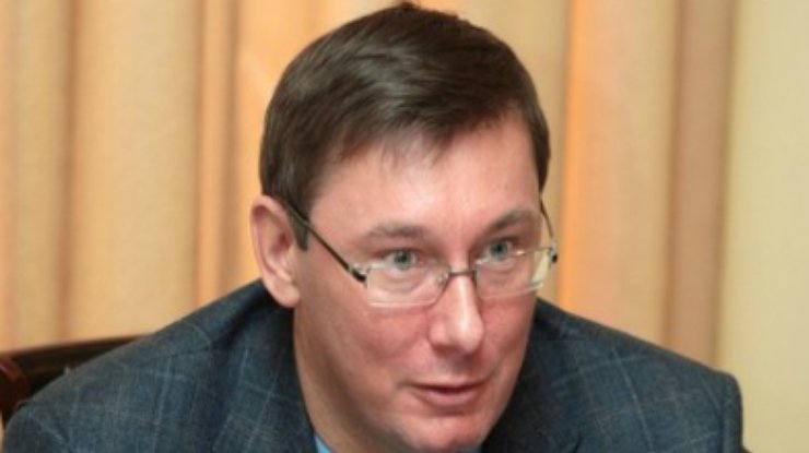 План освобождения Донецка готов и станет неожиданностью для террористов - Луценко