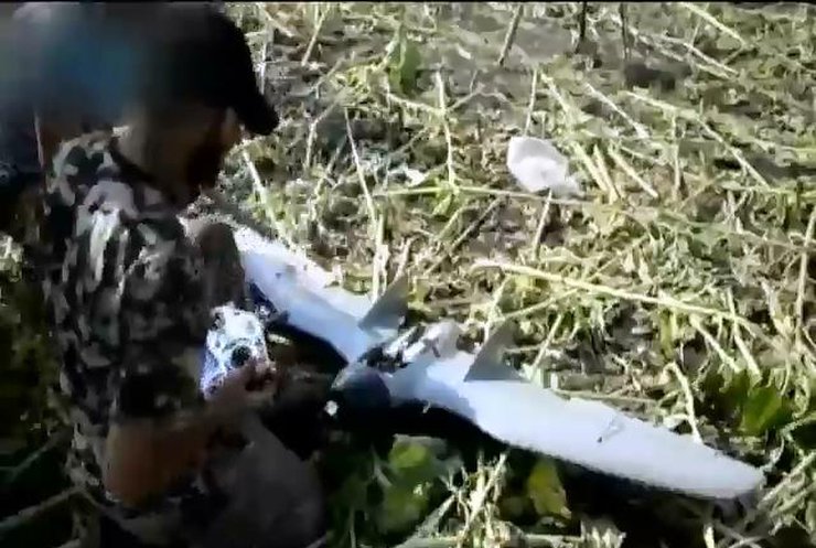 Українські радіоаматори подарували військовим безпілотник