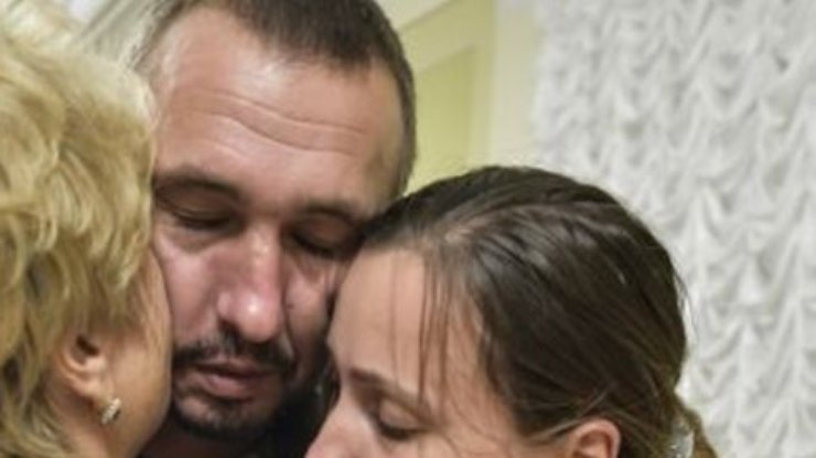 Жена украинского капитана пошла в плен к Бесу ради спасения мужа (фото)