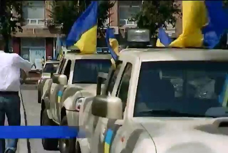 Українці США передали 6 авто для охорони кордону з Придністров'ям