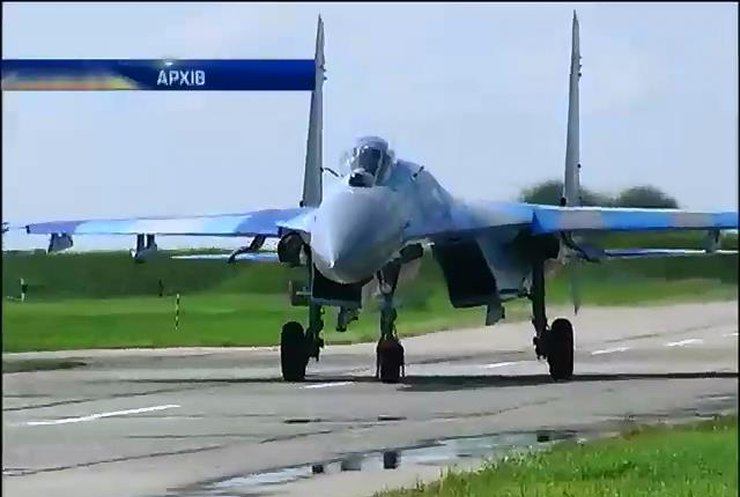 Армія прийняла на озброєння чотири літаки на базі Су-27