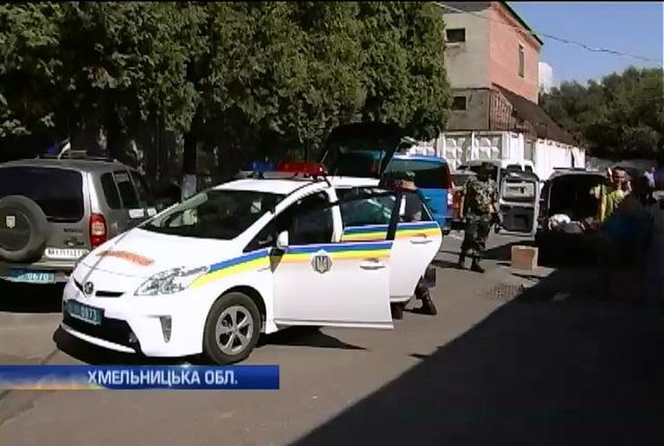 На схід України відправлено 5 екіпажів ДАІ з Хмельниччини (відео)