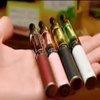 Мир в кадре: британец умер от взрыва сигареты, а британка натравила насильника на коллегу
