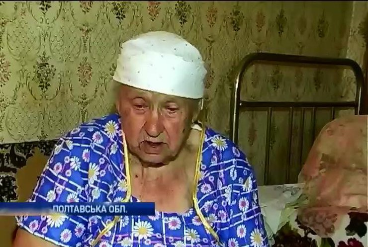 Бабуся з Полтавщини віддала свої заощадження українським солдатам (відео)