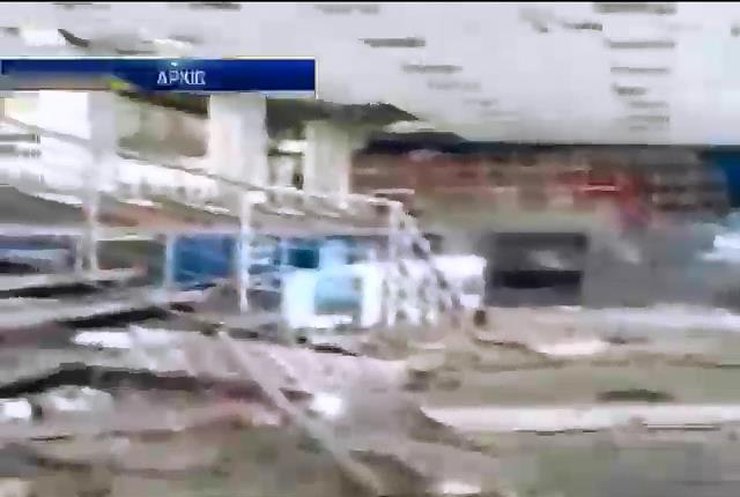 Будівля аеропорту Луганська зруйнована після двох місяців боїв