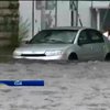В Детройті через зливу потонуло кілька авто