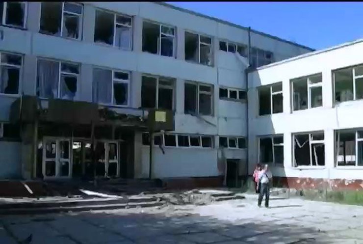 У Донецку планують дистанційне навчання для школярів