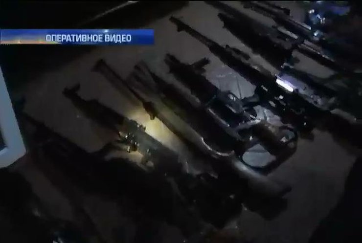 На Львовщине арестовали вооруженных бойцов "Правого сектора" (видео)