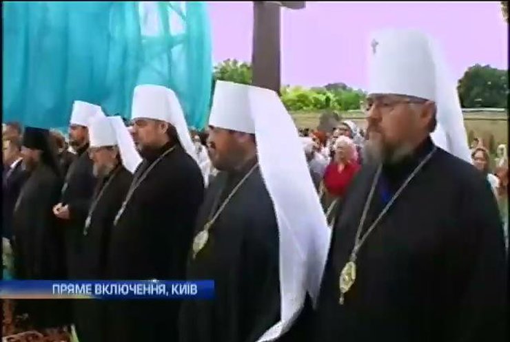 Ім'я нового глави УПЦ стане відомо після дзвону Великої лаврської дзвіниці