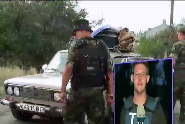 На выезде из Донецка террористы требуют у жителей спецразрешение (видео)