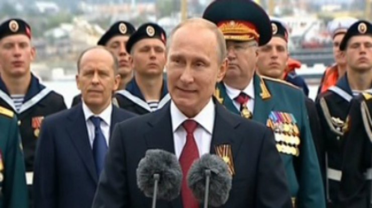 Против Путина могут возбудить уголовное дело из-за визита в Крым