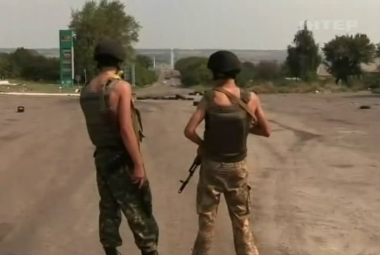 Армія просувається до опорних пунктів терористів біля Алчевська і Стаханова