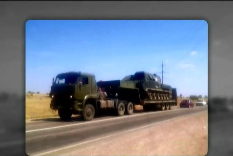 Троянский конвой Путина замер в 40 километрах от украинской границы