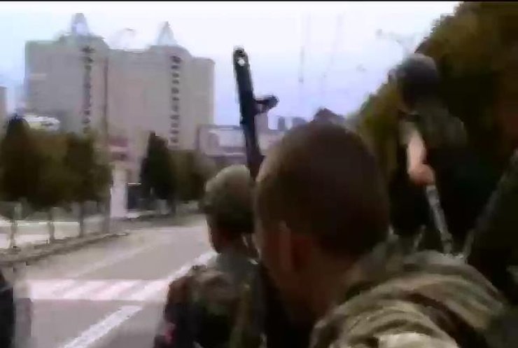 Донецькі терористи будуть забирати квартири мирних громадян