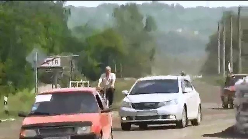 Із Донбасу вже виїхало 100 тисяч біженців