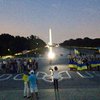 В Вашингтоне из свечей выложили огромный герб Украины (фото)