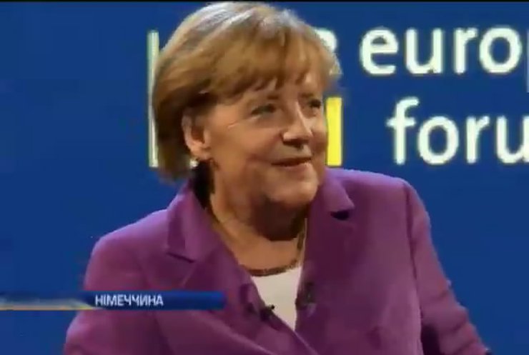 Меркель у Києві підготується до зустрічі Порошенка та Путіна (відео)