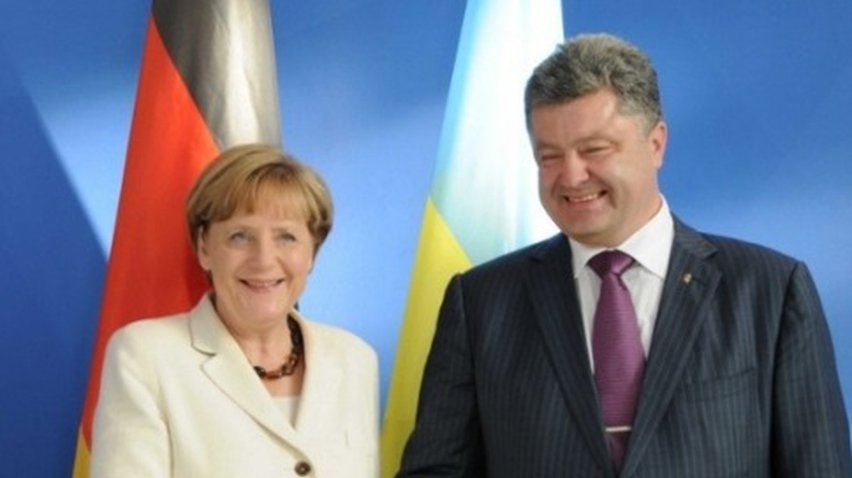 Интервью Меркель об Украине снова неправильно перевели