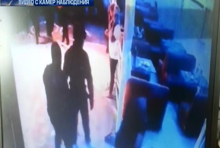 В Одессе ищут бандитов, избивших кавказцев в ночном клубе (видео)