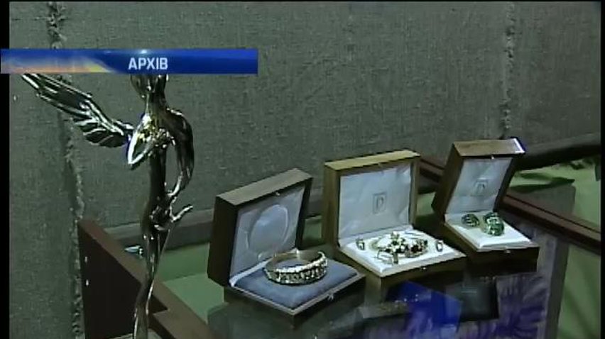 Прокурор та слідчий пограбували ювелірний магазин на мільйон євро