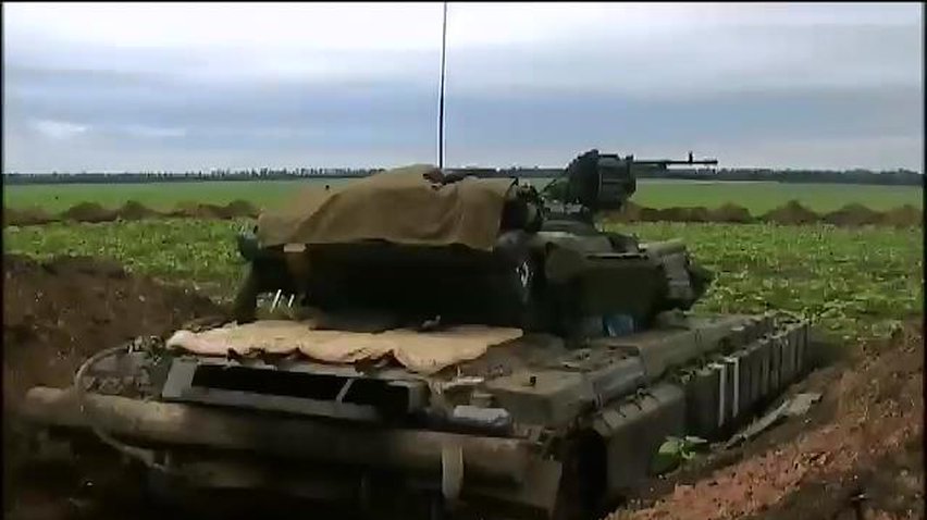 Украинская армия  укрепляет блокпосты под Мариуполем (видео)