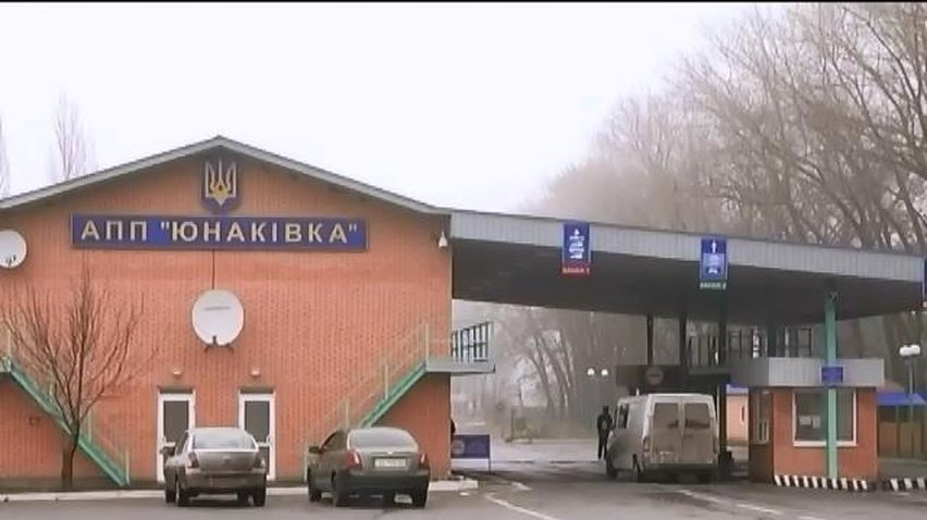 Россия отвела танки от границы в Сумской области (видео)