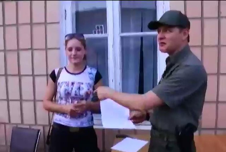 В добровольческий батальон "Айдар" приняли гражданку России