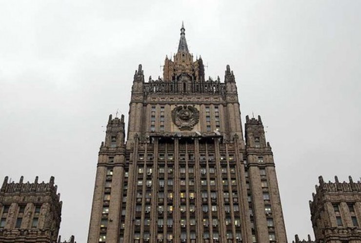 Москва нашла своих "дипломатов с гранатами" в России