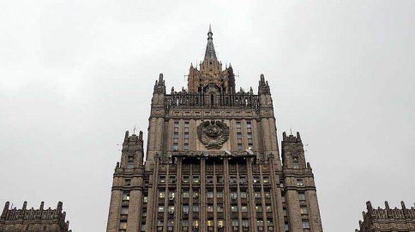 Москва нашла своих "дипломатов с гранатами" в России