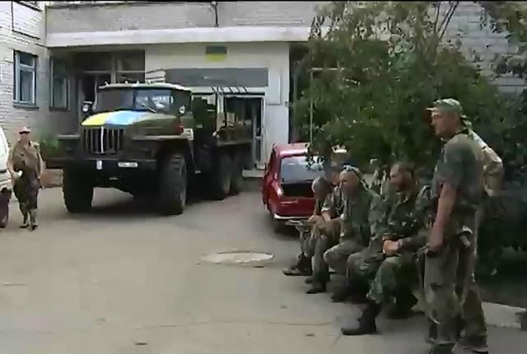 Міноборони почало оснащувати добровольчі батальйони важким озброєнням