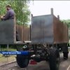 Активісти Чернігівщини реставрують броньовик для військових (відео)