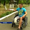 Важкопоранений під Зеленопіллям Олександр Кротик мріє стати на ноги (відео)