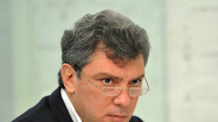 Борис Немцов: Перемирие на Донбассе нужно Путину для закрепления российских войск