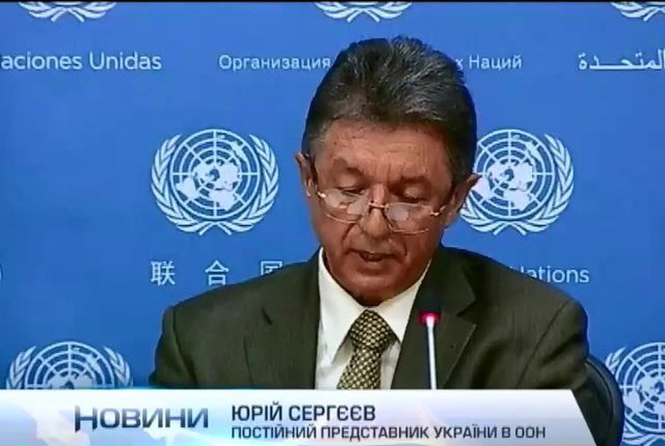 У Луганську і Донецьку окупанти доплачують за отримання російських паспортів