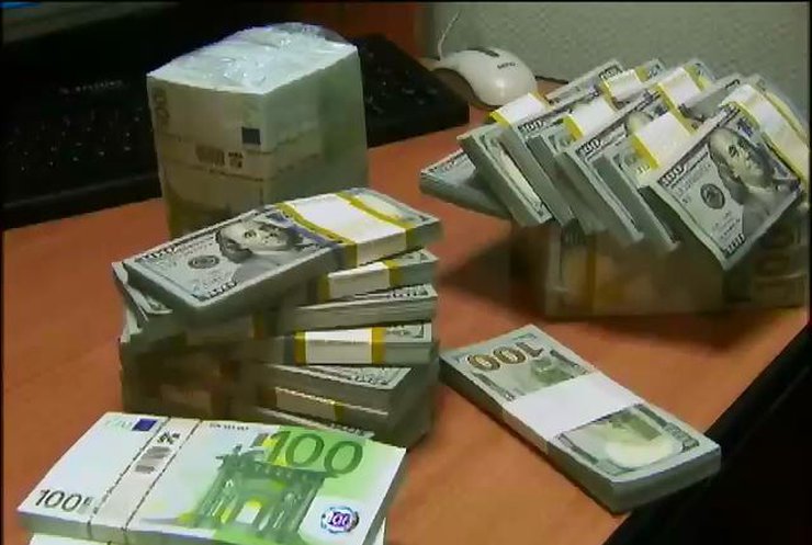 Кабмин хочет подарить Коломойскому безвозвратно 8 миллиардов гривен (видео)