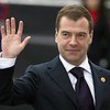 Медведев пригрозил Западу ограничением полетов над Россией