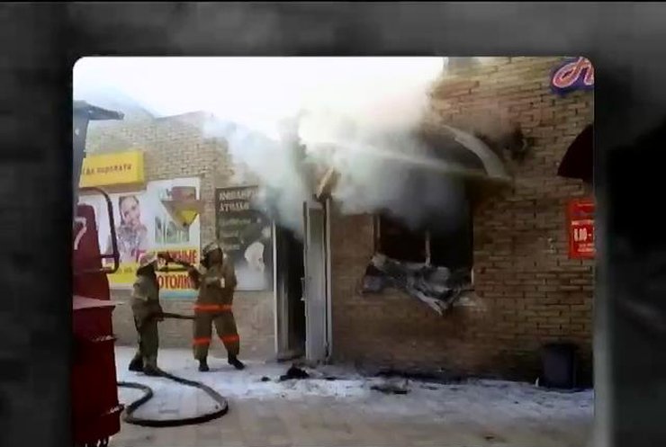 У Слов'янську підірвали ювелірну крамницю
