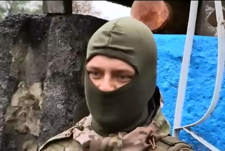 Житлові райони Дебальцево терористи обстріляли з "Градів"