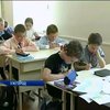 Діти Ужгорода рятують солдат листами на фронт (відео)
