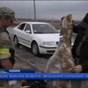 Мешканці Маріуполя копають траншеї та будують бліндажі: випуск 23:00