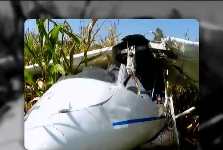 Авіакатастрофа на Чернігівщині забрала життя пілота (відео)