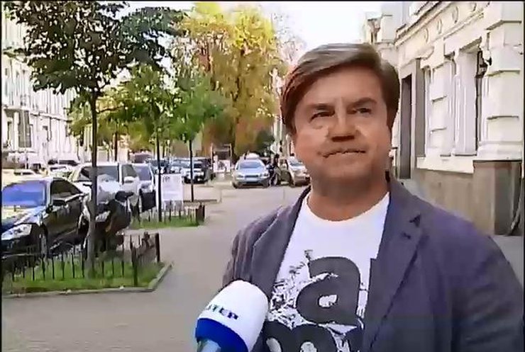 Яценюк намерен пиарить героев Майдана и войны ради победы на выборах - политологи