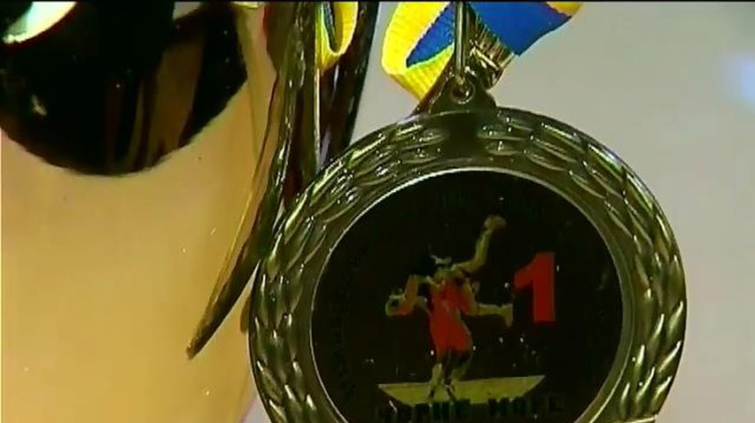 Олімпійська чемпіонка Мерлені продасть медаль заради допомоги українській армії
