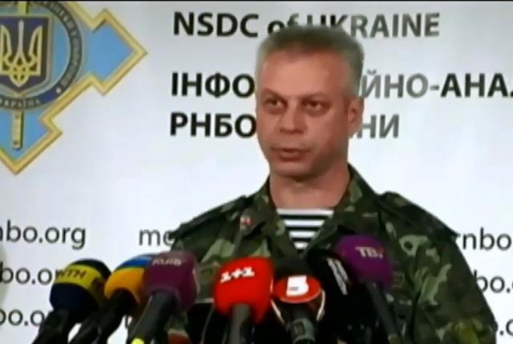 На Донбасі російські офіцери тренують місцевих терористів