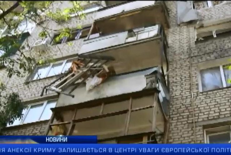 Донеччани повідомляють про вибухи з боку аеропорту: екстрений випуск 22:00