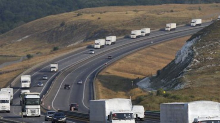35 машин гуманитарного конвоя Путина пересекли границу Украины