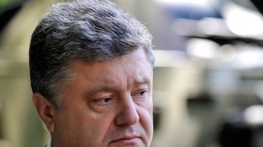 Порошенко собрал СНБО поговорить о деньгах для армии
