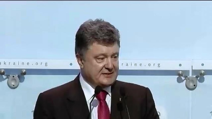 Порошенко считает коррупцию раком, который парализовал Украину