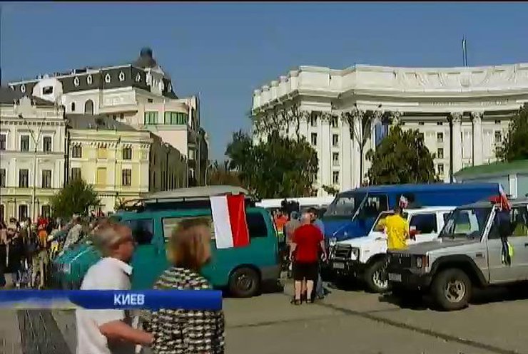 Волонтеры из Польши отправили гуманитарную помощь в зону АТО